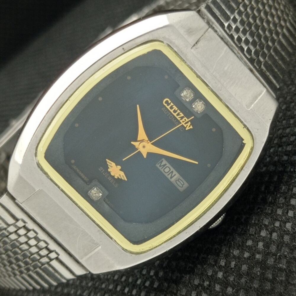 Vintage 1975 Citizen Automatic Womans Silver Watch W/daydate & Gold accents
